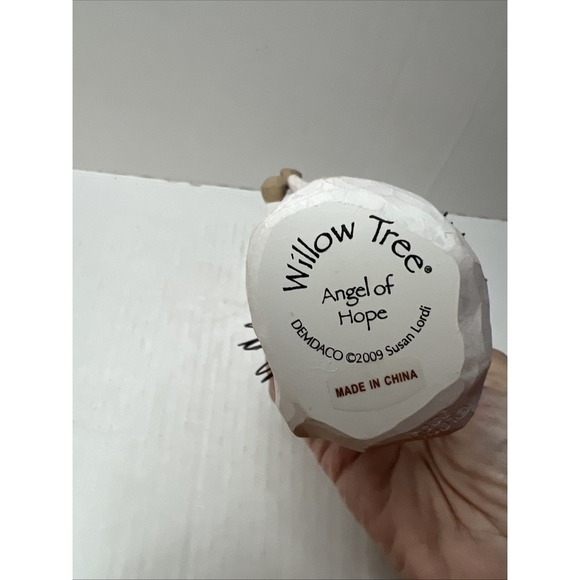 Willow Tree Angel of Hope Holding Candle 2009 Susan Lordi DEMDACO - Picture 5 of 5